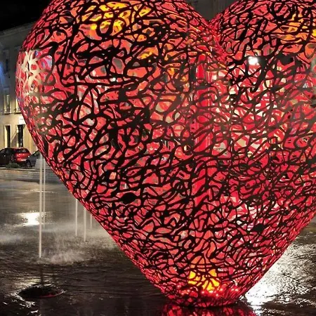 A Quelques Pas Du Centre-ville Διαμέρισμα *